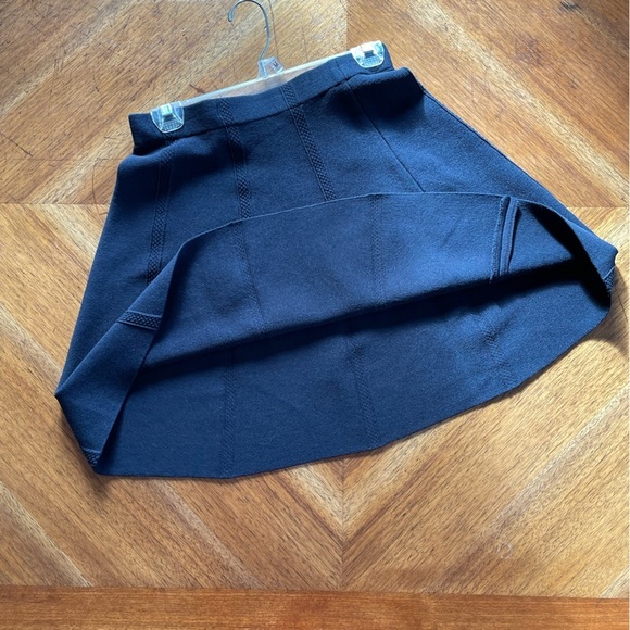 NWT Zara Basics Navy Knit Circle/ Skater Skirt M - Picture 6 of 9